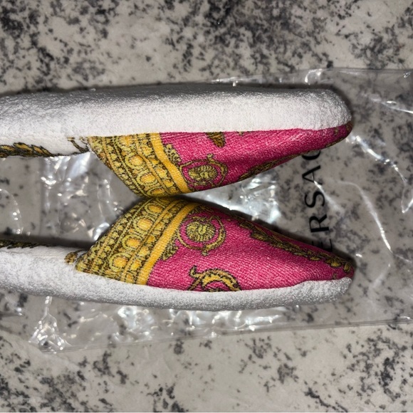 Versace Pink and Gold Medusa Slippers - Picture 4 of 12